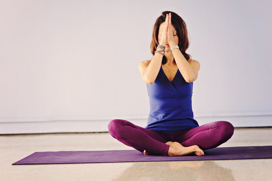 Le posizioni dello yoga: tutti le tipologie