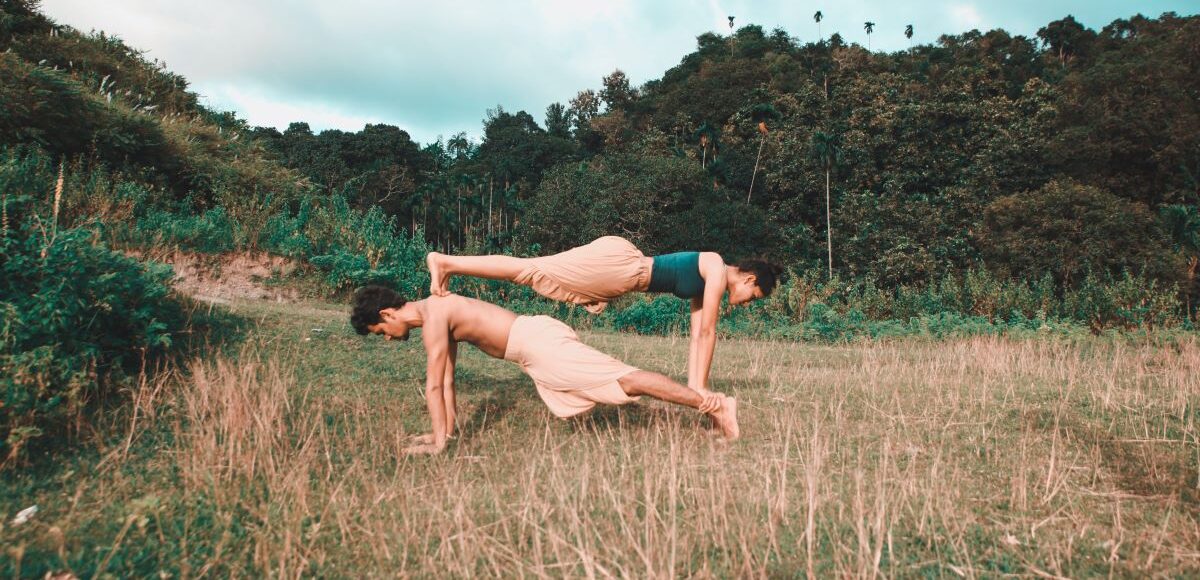 yoga in coppia