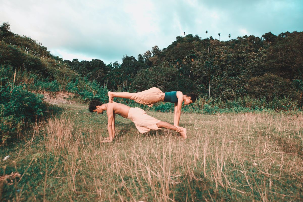 yoga in coppia